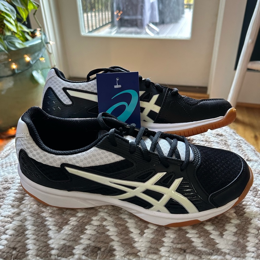 Women’s ASICS Upcourt 3 Gel Volleyball Shoes